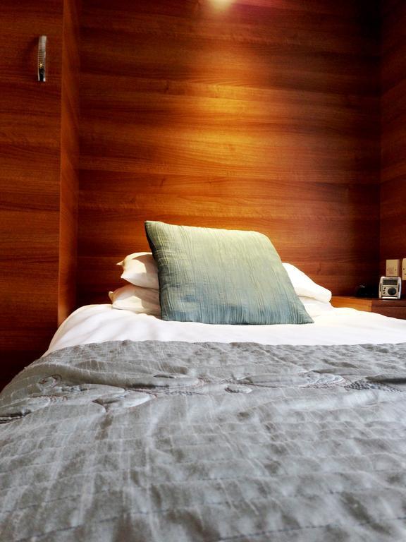 The Avalon House Hotel St Albans Room photo